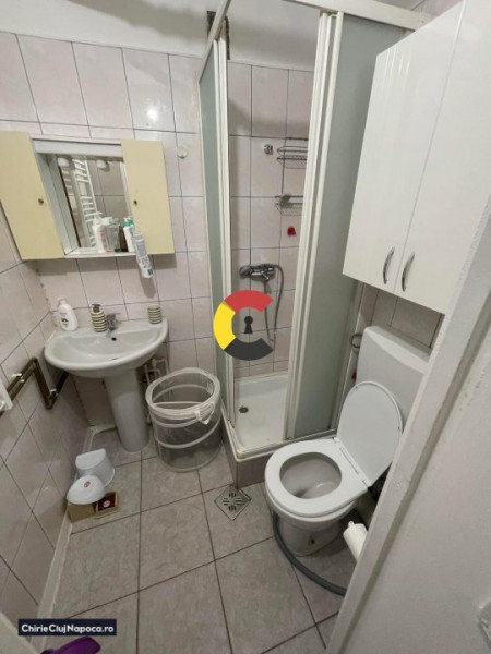 Garsoniera moderna cu preluare de chiriași | 300 euro / luna