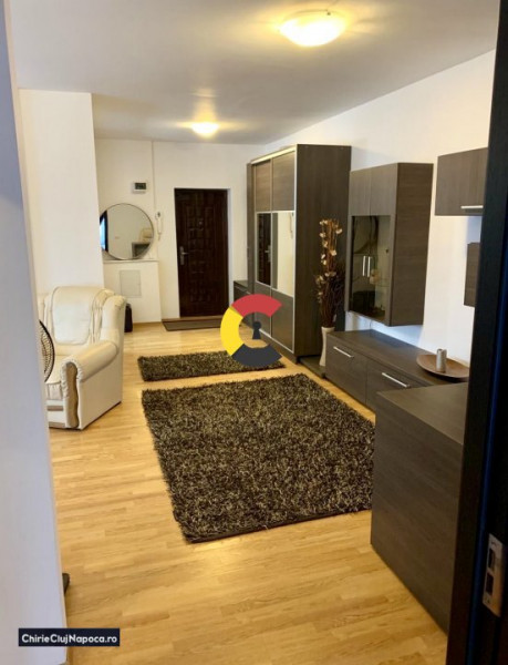 Apartament fain cu 2 camere, Andrei Muresanu, zona Calea Turzii