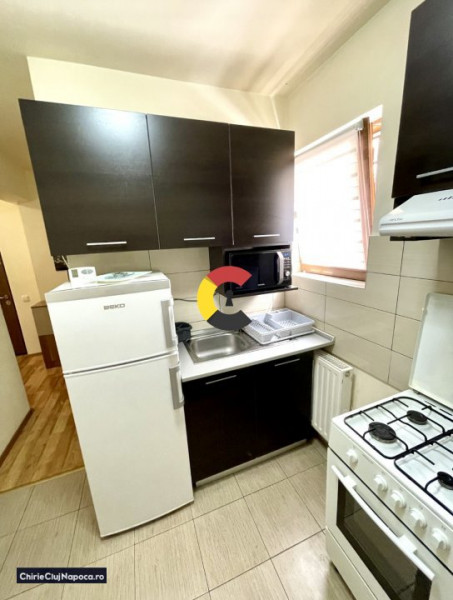 Apartament studentesc cu 2 dormitoare, BUNA ZIUA, zona Elf