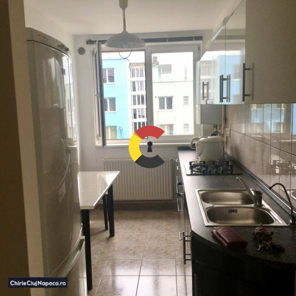 Apartament fain cu 2 camere, CENTRU, zona Parcului Central, parcare