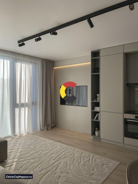 Apartament superb cu 2 camere, SEMICENTRAL, zona Turnul Croitorilor, garaj