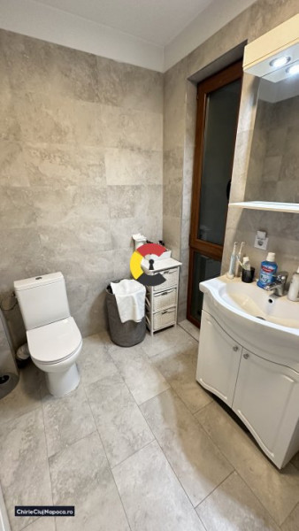 Inchiriez apartament cu 2 camere decomandate  in Borhanci