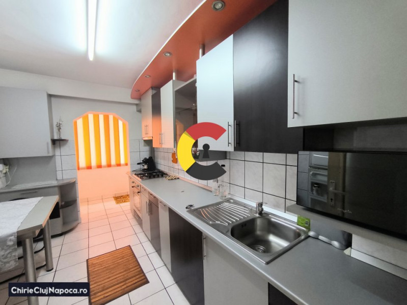 Apartament mobilat cu 3 camere deco + boxa, Aleea Brates Manastur