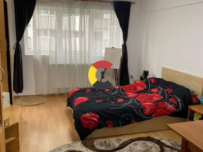 Închiriez apartament cu o cameră în zona Calea Turzii