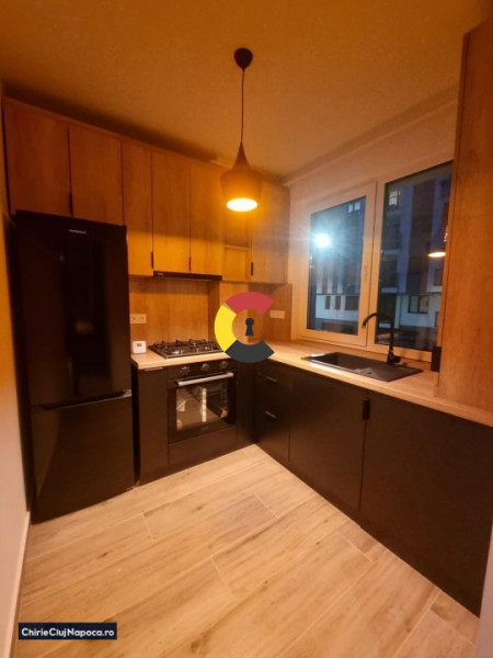 Ap. modern cu nisa de dormit-parcare-balcon, parcul poligon, Floresti