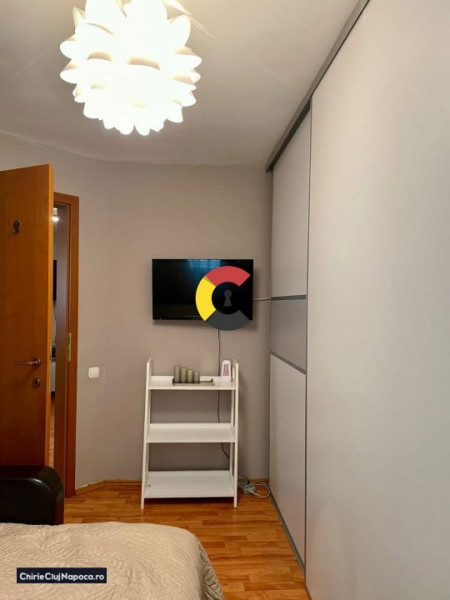 Apartament frumos cu 2 camere decomandat • cartier Bună-Ziua