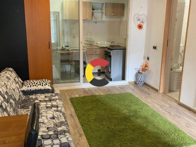 Apartament dragut cu 2 camere• zona Centrală • Parcare