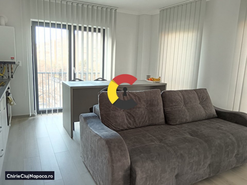 Apartament frumos , 2 dormitoare si living vu bucatarie  - Zona Iulius Mall