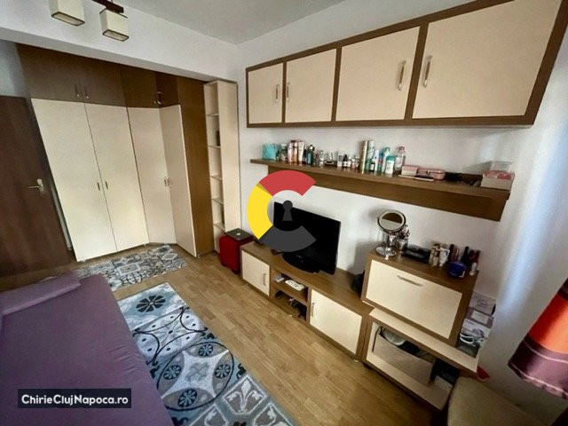 Apartament frumos cu 2 camere, CALEA TURZII, zona OMW, parcare