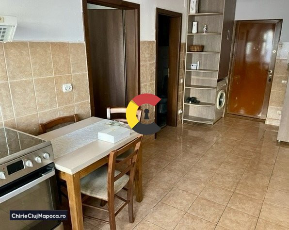 Apartament frumos cu 2 camere, CALEA TURZII, zona OMW, parcare