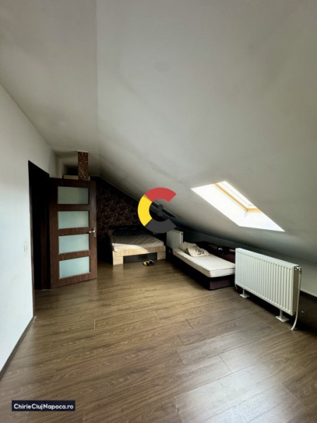 Apartament spatios, 135 mp, cu 4 camere, ANDREI MURESANU, 2 parcari si balcoane