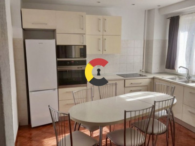 Apartament frumos cu 3 camere, 2 bai, Marasti, zona FSEGA, cu parcare