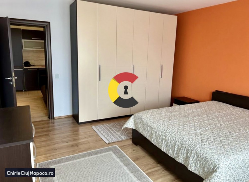 Apartament spatios cu 2 camere, garaj, cartier Europa