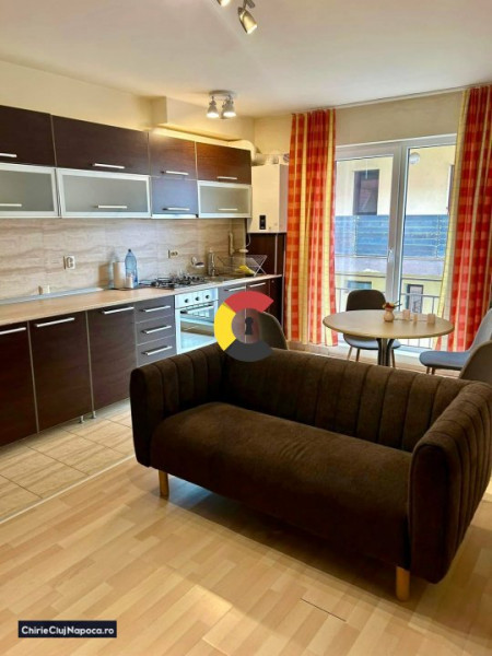 Apartament spatios cu 2 camere, garaj, cartier Europa