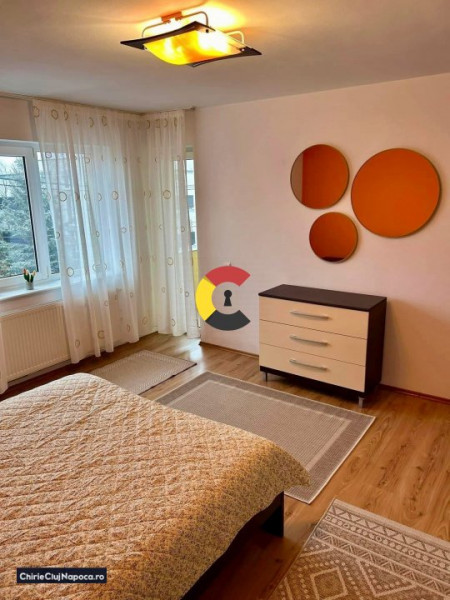 Apartament spatios cu 2 camere, garaj, cartier Europa