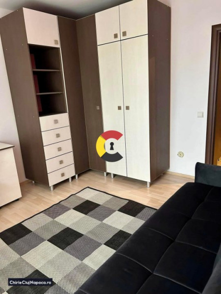 Apartament spatios cu 2 camere, garaj, cartier Europa