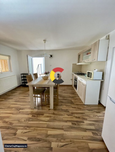 Apartament la casa cu 2 camere, Calea Turzii, cu terasa