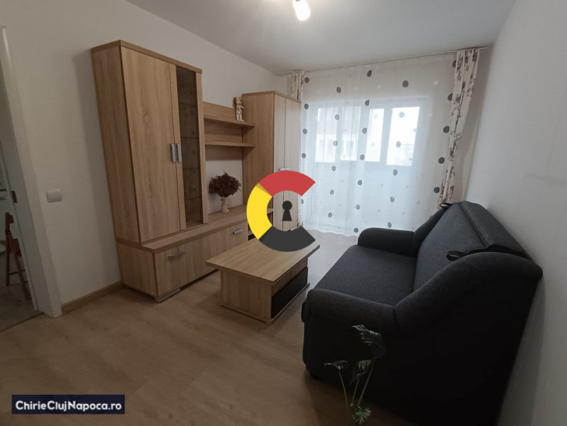 APARTAMENT FRUMOS IN FLORESTI -  ZONA PROFI, STRADA PORII