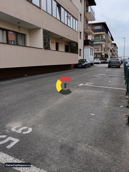 APARTAMENT FRUMOS IN FLORESTI -  ZONA PROFI, STRADA PORII