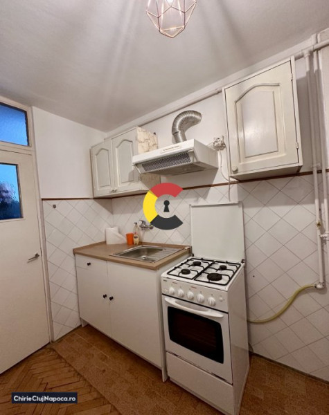 Apartament spațios în zona Centrală• 2 camere• Pet Friendly