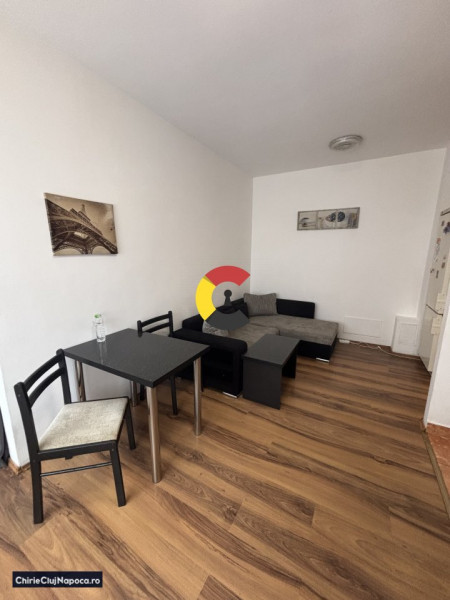 Apartament frumos cu 2 camere• Andrei Muresanu-Zorilor• Parcare