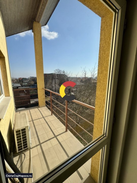 Casa spatioasa, Intre Lacuri, ideal pt activități de birou+10 parcari