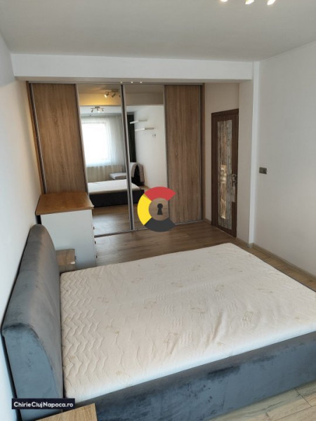 Apartament spatios cu 3 camere pe 2 nivele si acces curte, MARASTI