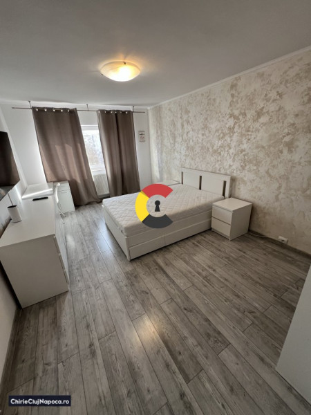 Apartament cu 2 camere decomandate zona Între Lacuri