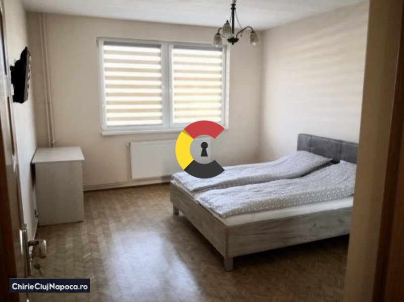 Apartament fain cu 2 dormitoare dec., Centru, zona Piata Mihai Viteazul, balcon