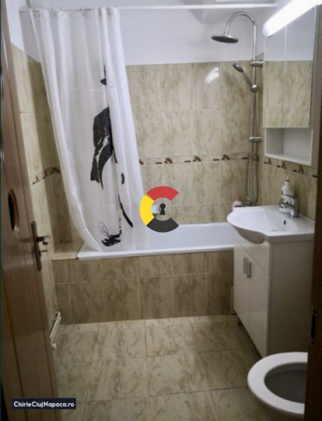Apartament fain cu 2 dormitoare dec., Centru, zona Piata Mihai Viteazul, balcon