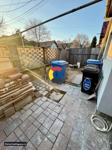 Casa faina cu 2 camere, Marasti, zona Clujana, parcare si gradina
