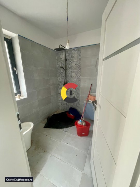 Vila tip duplex, totul nou, cartier Gruia, 4-5 camere, curte