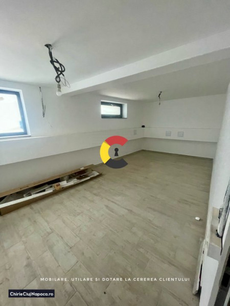 Vila tip duplex, totul nou, cartier Gruia, 4-5 camere, curte