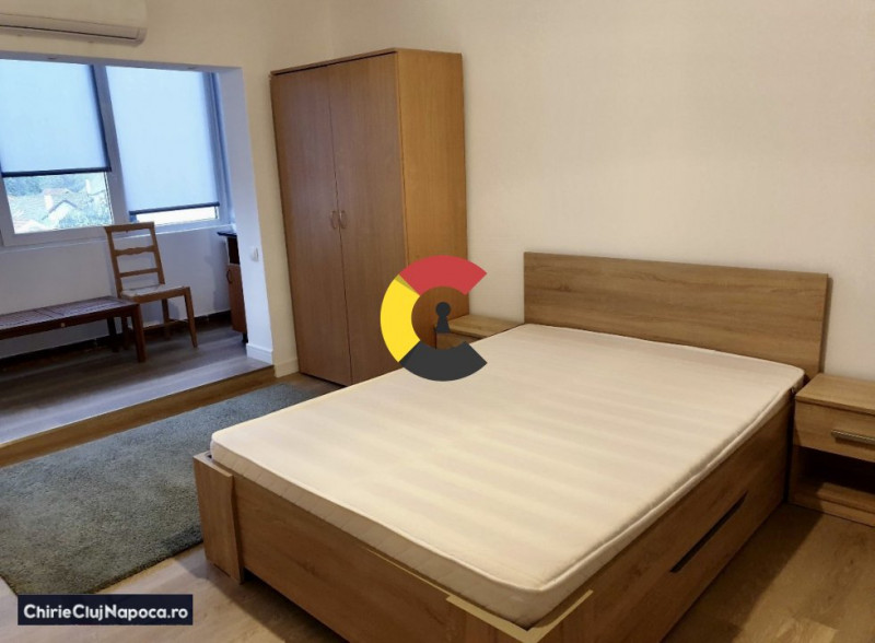 Apartament cu 2 dormitoare decomandate, Central, zona Piata Cipariu