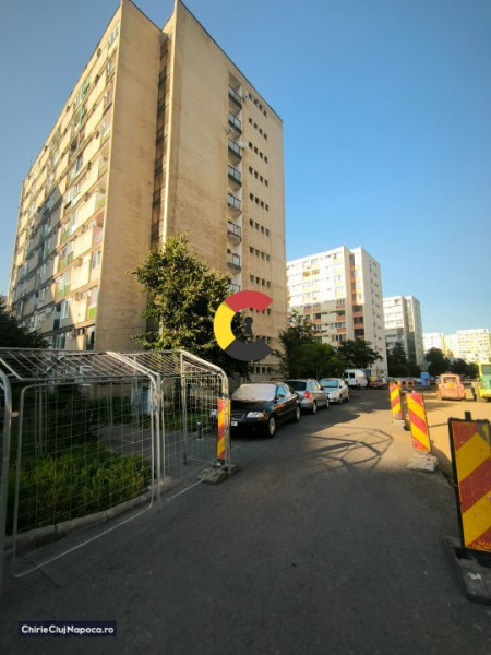 Garsoniera studenteasca zona Big Manastur, 3-4 statii de Centru