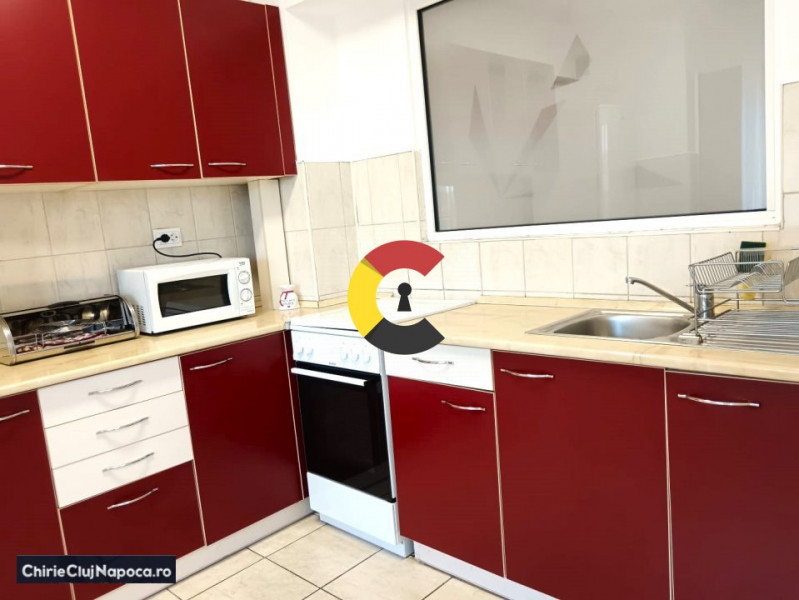 Living cu bucatarie si 2 dormitoare, in bloc nou,  la 15 minute de FSEGA!