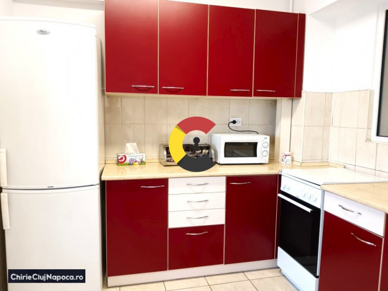 Living cu bucatarie si 2 dormitoare, in bloc nou,  la 15 minute de FSEGA!