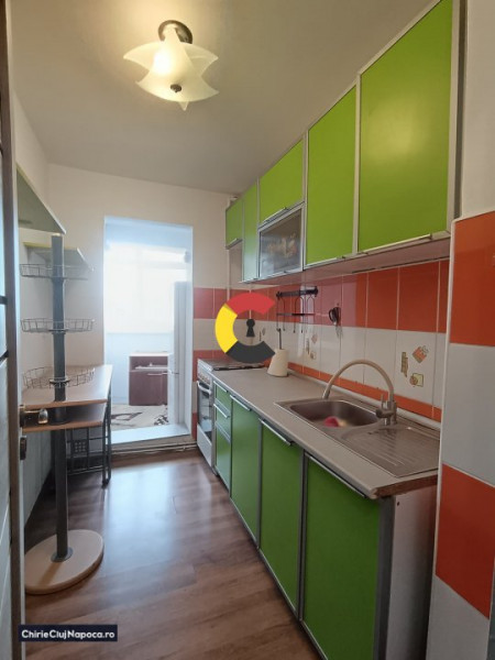 Apartament ideal ca si investiție - 2 camere decomandate - Zona McDonald's!