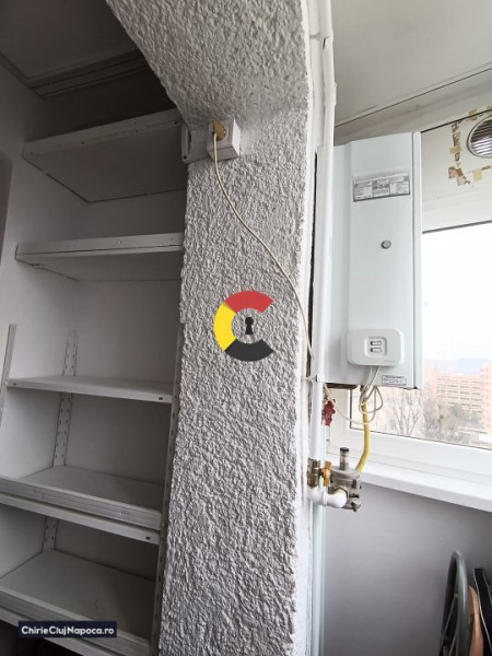 Apartament ideal ca si investiție - 2 camere decomandate - Zona McDonald's!