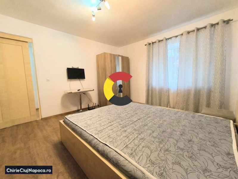 TUR VIRTUAL - Garsonieră faina cu centrală proprie, str Horea/Centru