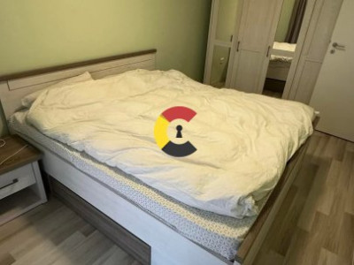 Inchiriez apartament cu 3 camere semidecomandat in Marasti