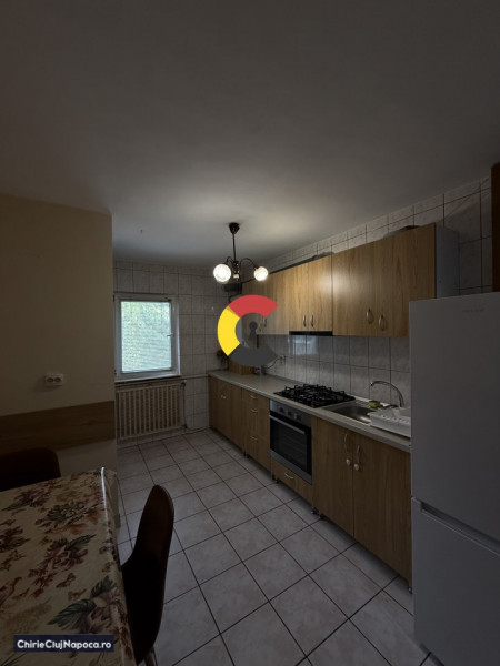 Ap. cu 3 camere separate + balcon | zona Parcul Babeș - Plopilor 