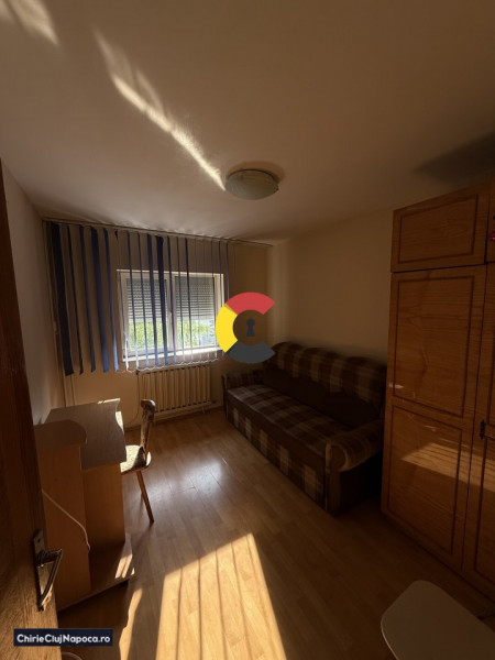 Ap. cu 3 camere separate + balcon | zona Parcul Babeș - Plopilor 