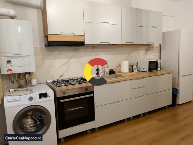 Apartament frumos  aproape de zona centrala - 5 minute de Fac. de Litere!