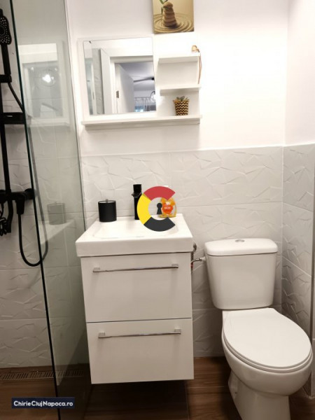 Apartament frumos  aproape de zona centrala - 5 minute de Fac. de Litere!