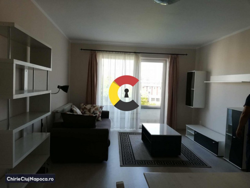 Apartament cu 2 camere decomandate, zona Piata 1 Mai