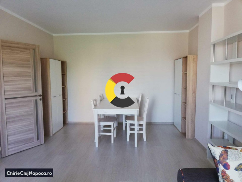 Apartament cu 2 camere decomandate, zona Piata 1 Mai