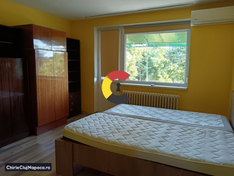 Apartamrent ideal studenti -  3 dormitare, 5 minute de FSEGA si Iulius MALL!