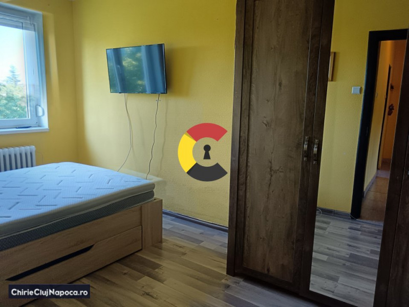 Apartamrent ideal studenti -  3 dormitare, 5 minute de FSEGA si Iulius MALL!