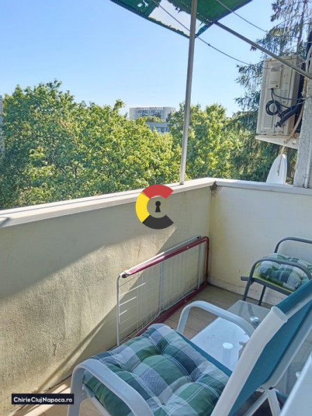 Apartamrent ideal studenti -  3 dormitare, 5 minute de FSEGA si Iulius MALL!